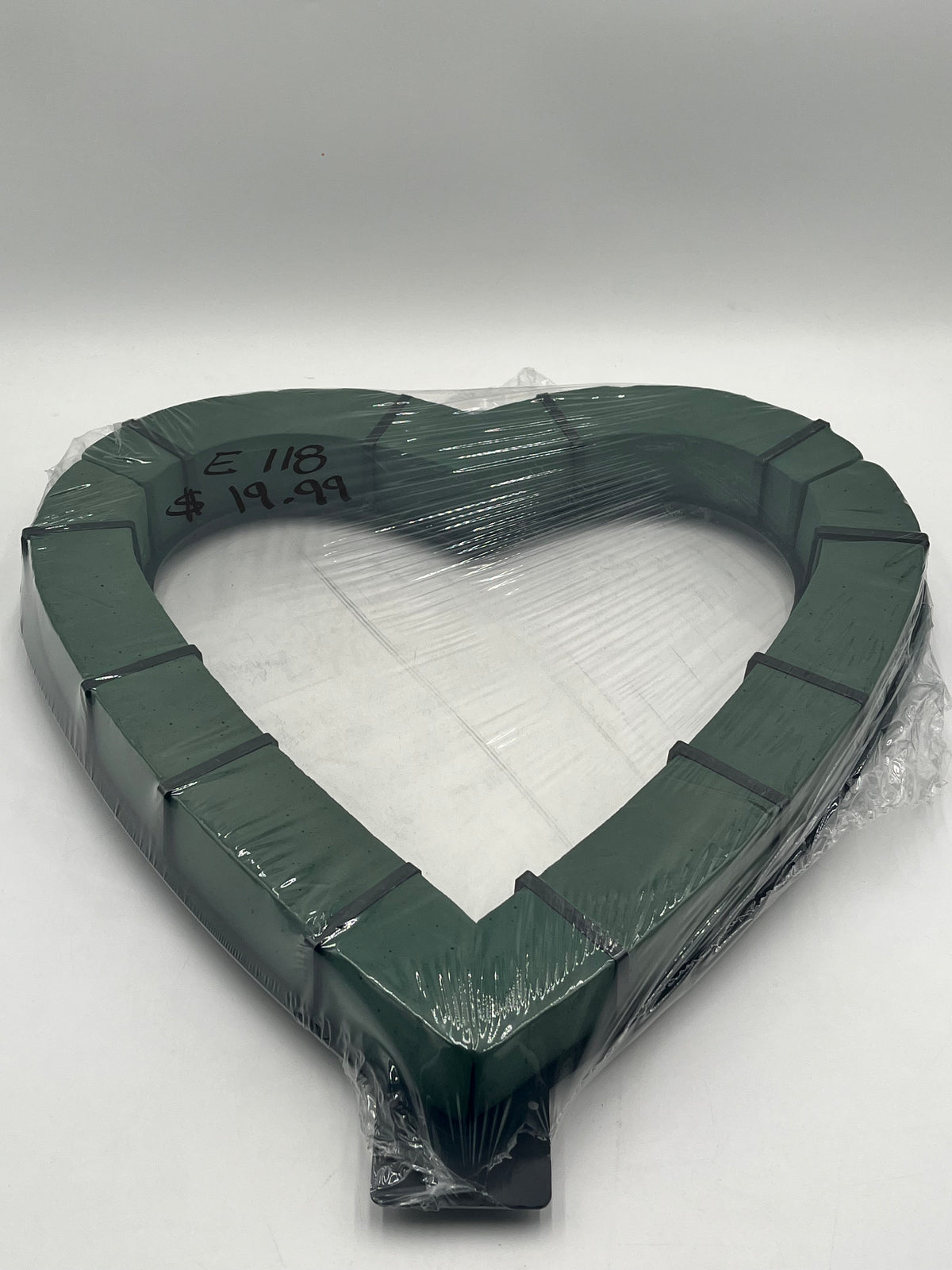 X-Large Floral Foam Heart Wreaths – Solid & Open Center, 18"x18"