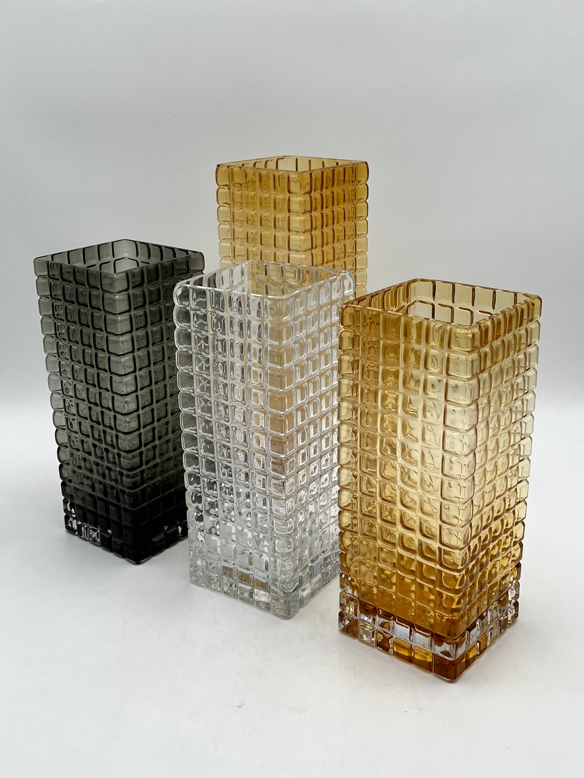 Auricgrid Collection