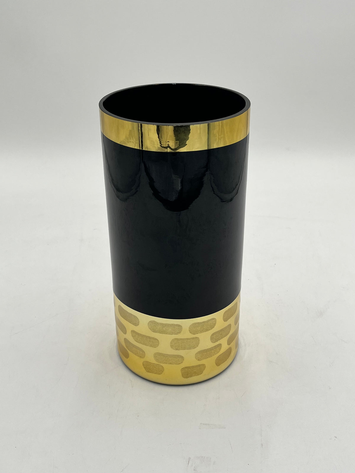 Lustrion Collection