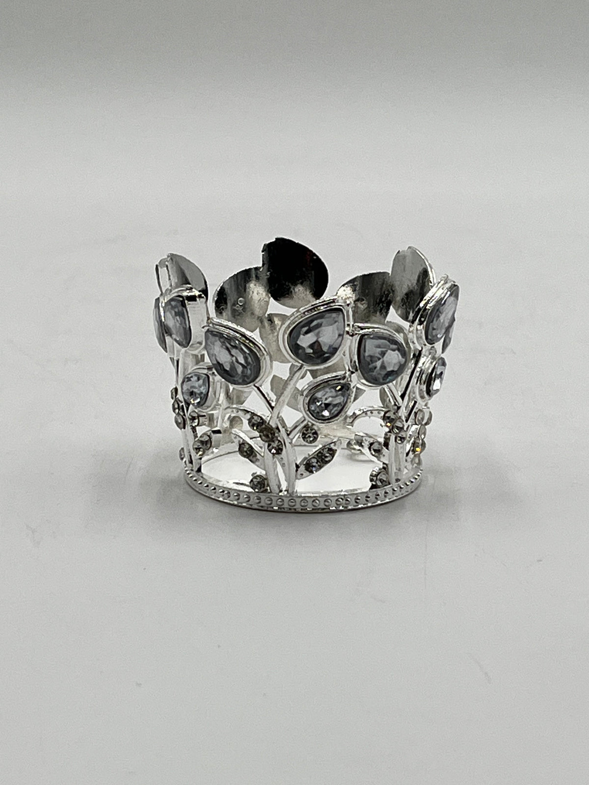 Mini decorative crown for floral arrangements, cakes- perfect for weddings, showers & crafts. Sold individually by floralsuppliespoint1.com