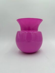 LG American Vase Pink - Timeless Accent for Your Home or Business