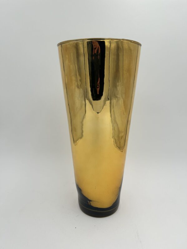 16" French Vase Gold - Opulent Accent for Your Home or Business