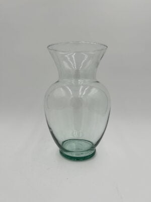 LG 214 Vase - Sleek and modern home decor accent