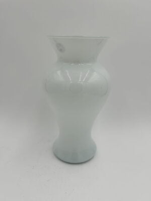 XL German Vase White - Timeless and elegant home decor centerpiece